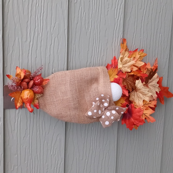 Fall Gnome Wreath Handcrafted Fall Leaf Gnome - Picture 1 of 2